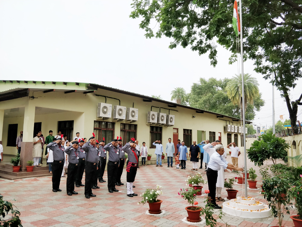 देशभक्ती का उत्साह, भा.प्र.सं. नागपुर में 72...